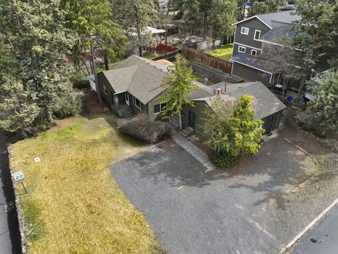 Photo of 513 NE Irving Avenue, Bend, OR 97701 (MLS # 220217427)