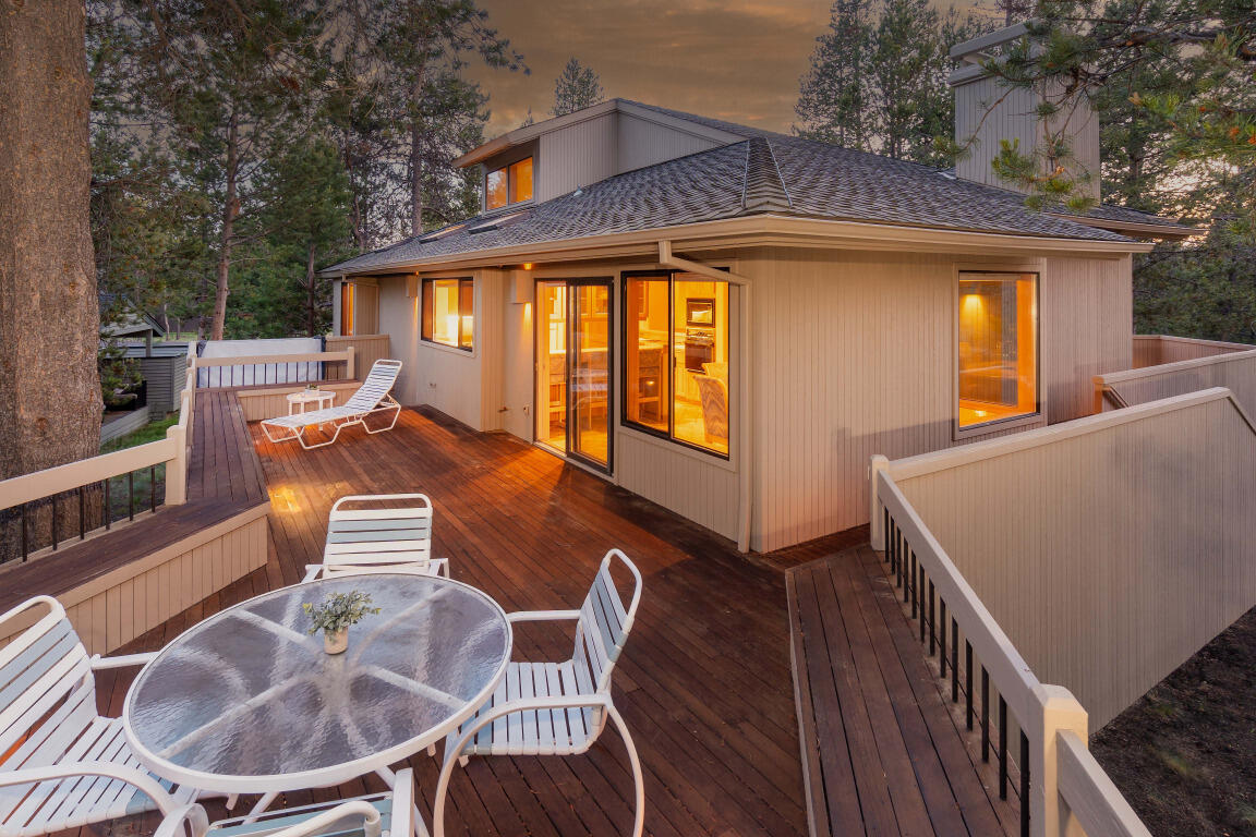 Fairway Crest Village - Residential