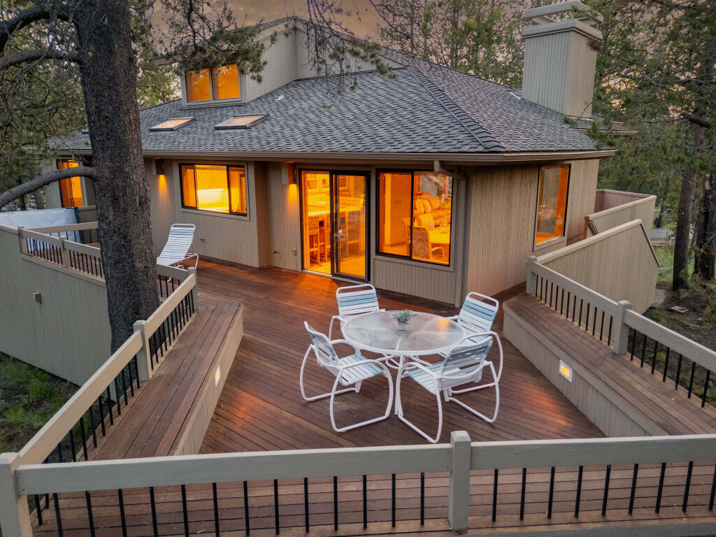57690 Yellow Pine Lane