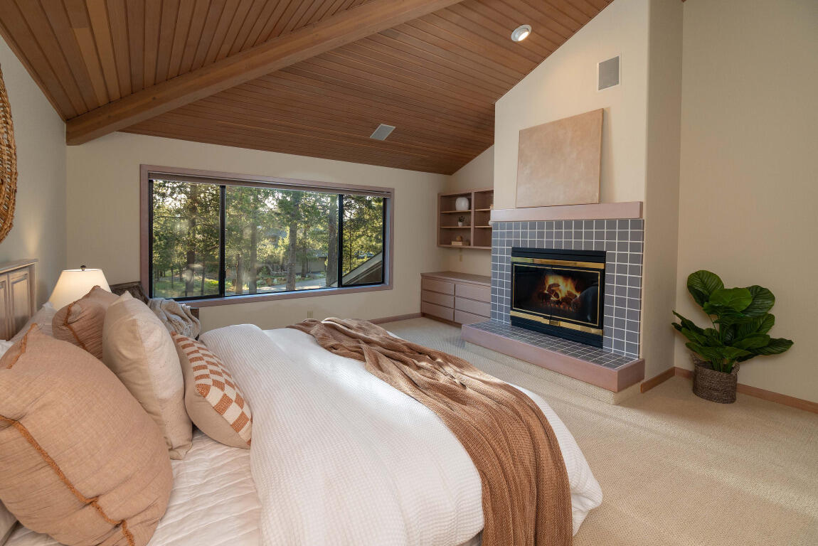 Fairway Crest Village - Residential