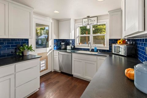 Tiny photo for 755 Ellendale Drive, Medford, OR 97504 (MLS # 220210814)