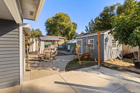 Tiny photo for 755 Ellendale Drive, Medford, OR 97504 (MLS # 220210814)