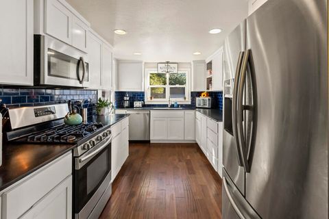 Tiny photo for 755 Ellendale Drive, Medford, OR 97504 (MLS # 220210814)