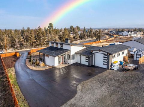 2370 SW Helmholtz Way Redmond OR 97756