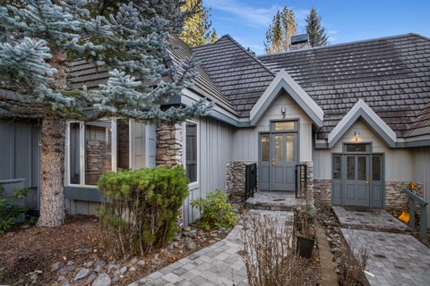 Tiny photo for 56954 Peppermill Circle #02-D, Sunriver, OR 97707 (MLS # 220229910)