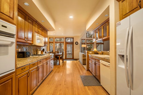 Tiny photo for 56954 Peppermill Circle #02-D, Sunriver, OR 97707 (MLS # 220229910)