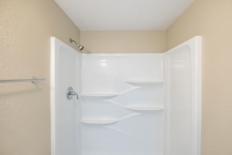 Tiny photo for 23900 Loganberry Lane, Sheridan, OR 97378 (MLS # 220213360)