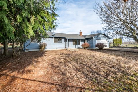 Tiny photo for 23900 Loganberry Lane, Sheridan, OR 97378 (MLS # 220213360)