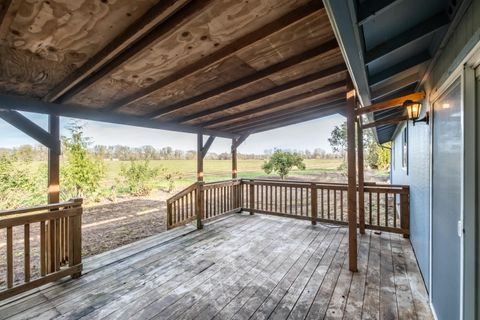 Tiny photo for 23900 Loganberry Lane, Sheridan, OR 97378 (MLS # 220213360)