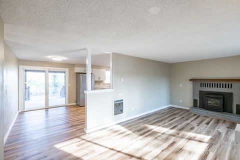 Tiny photo for 23900 Loganberry Lane, Sheridan, OR 97378 (MLS # 220213360)