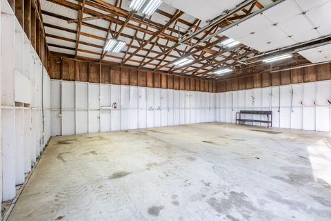 Tiny photo for 23900 Loganberry Lane, Sheridan, OR 97378 (MLS # 220213360)