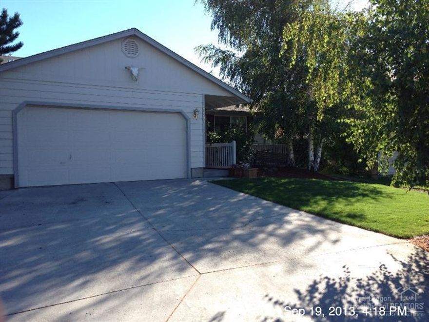 Great single level living on a private cul-de-sac in Bend. Terrific location close to schools, shopping, and parkway. Fully fenced/gated yard with possible RV space. Celling fans throughout home. Traditional sale with motivated Seller.