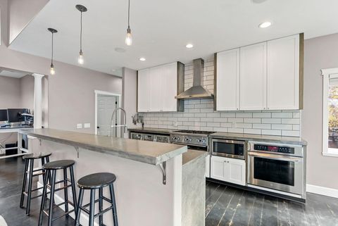 Tiny photo for 20577 NE Sierra Drive, Bend, OR 97701 (MLS # 220211885)