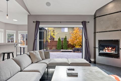 Tiny photo for 20577 NE Sierra Drive, Bend, OR 97701 (MLS # 220211885)