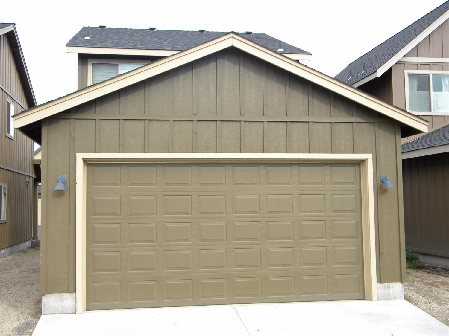 Parkway Village - Residential