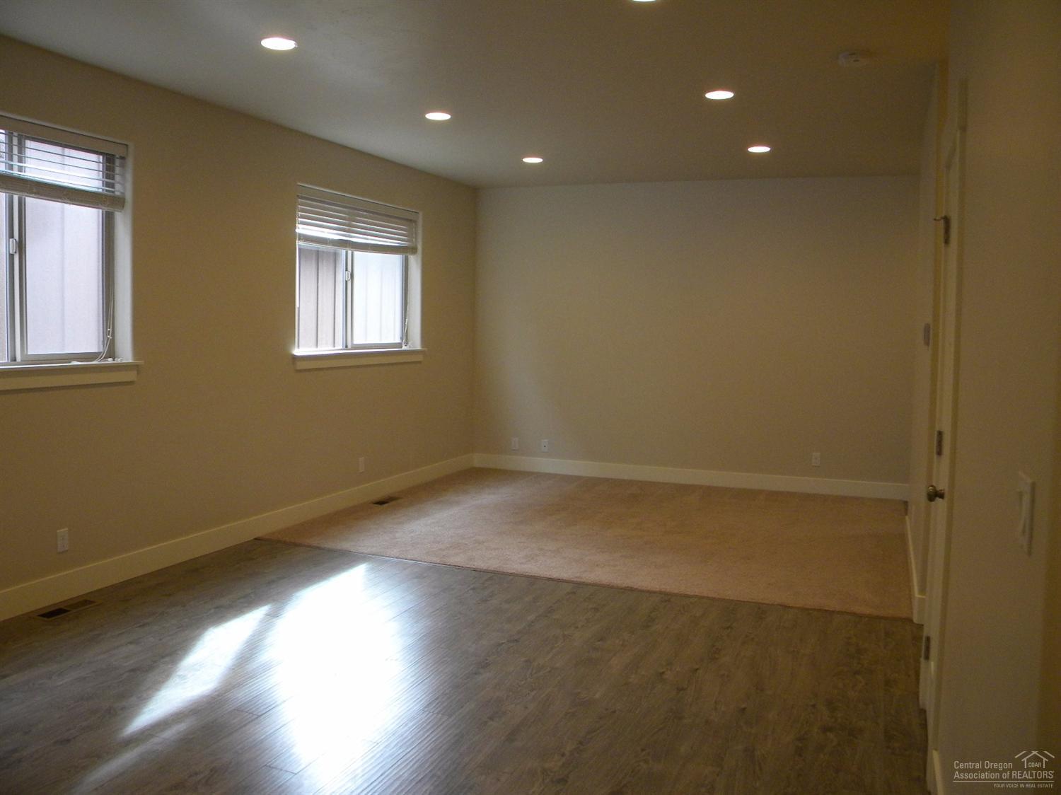 Parkway Village - Residential