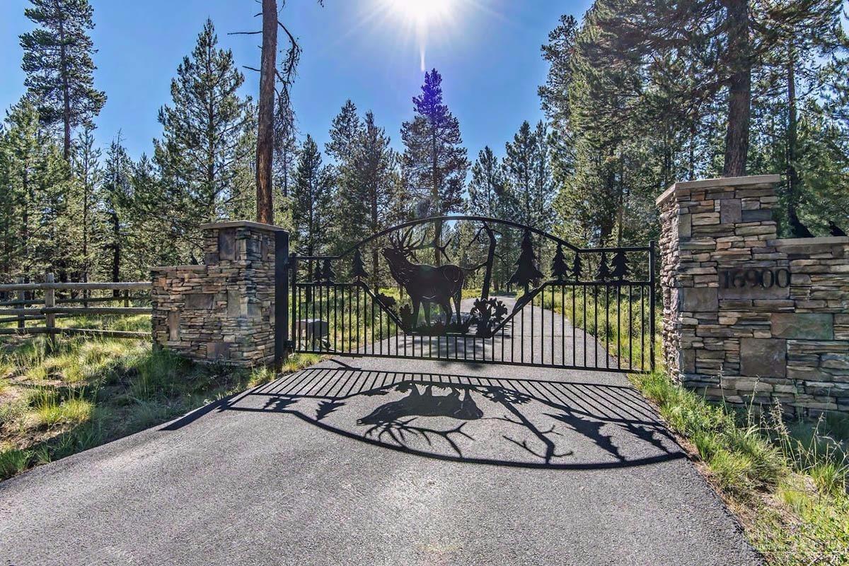 Pinewood Country Est - Residential