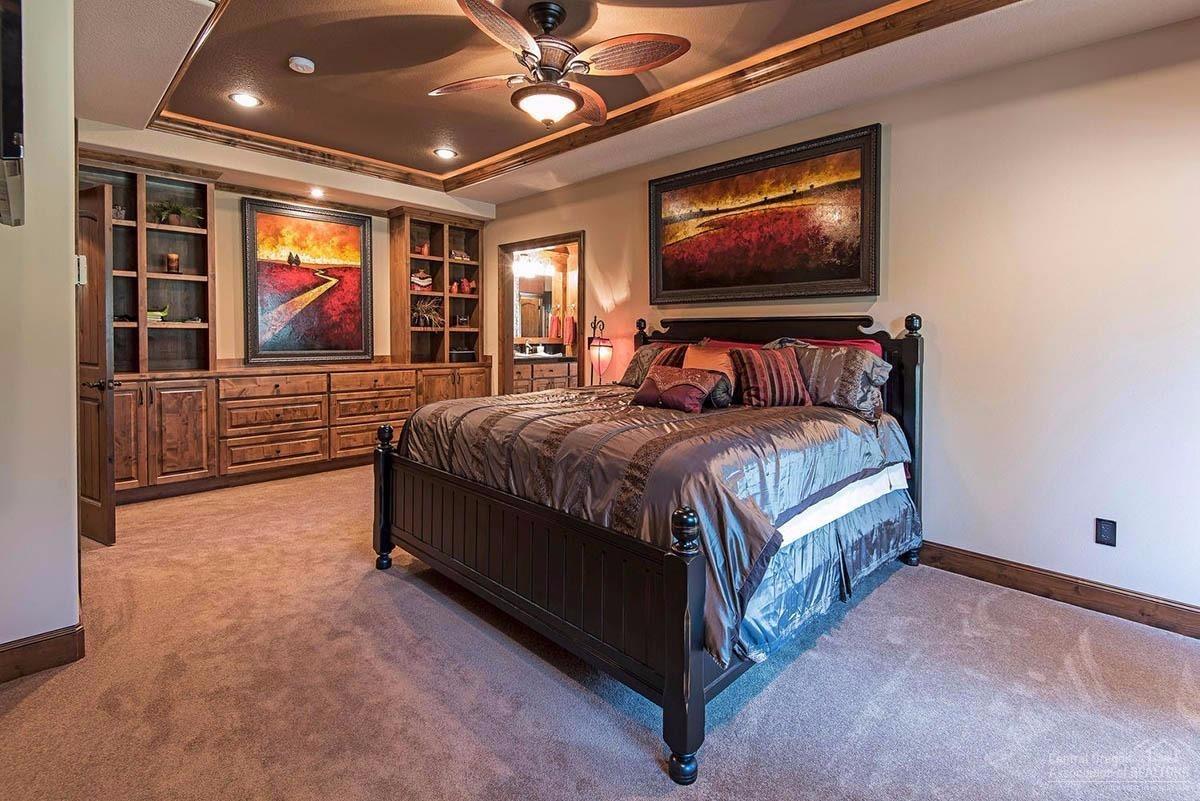 Pinewood Country Est - Residential