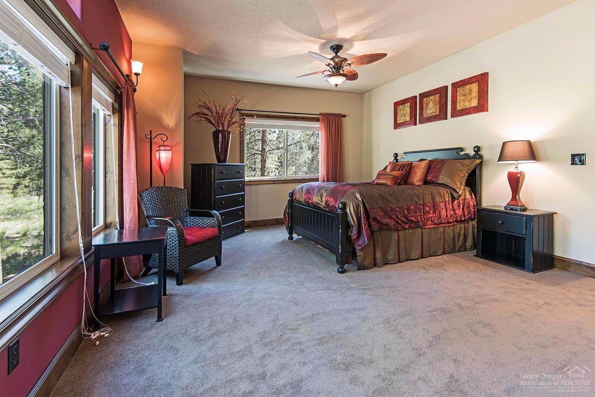 Pinewood Country Est - Residential