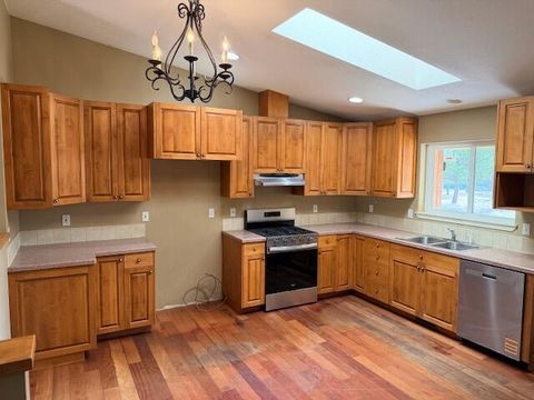 Tiny photo for 11940 Cedarwood Drive, La Pine, OR 97739 (MLS # 220216596)