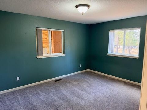 Tiny photo for 11940 Cedarwood Drive, La Pine, OR 97739 (MLS # 220216596)