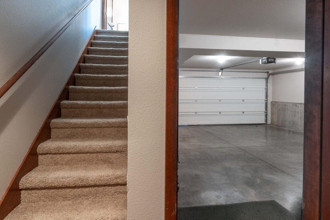 Ridge At Eagle Crest - Residential