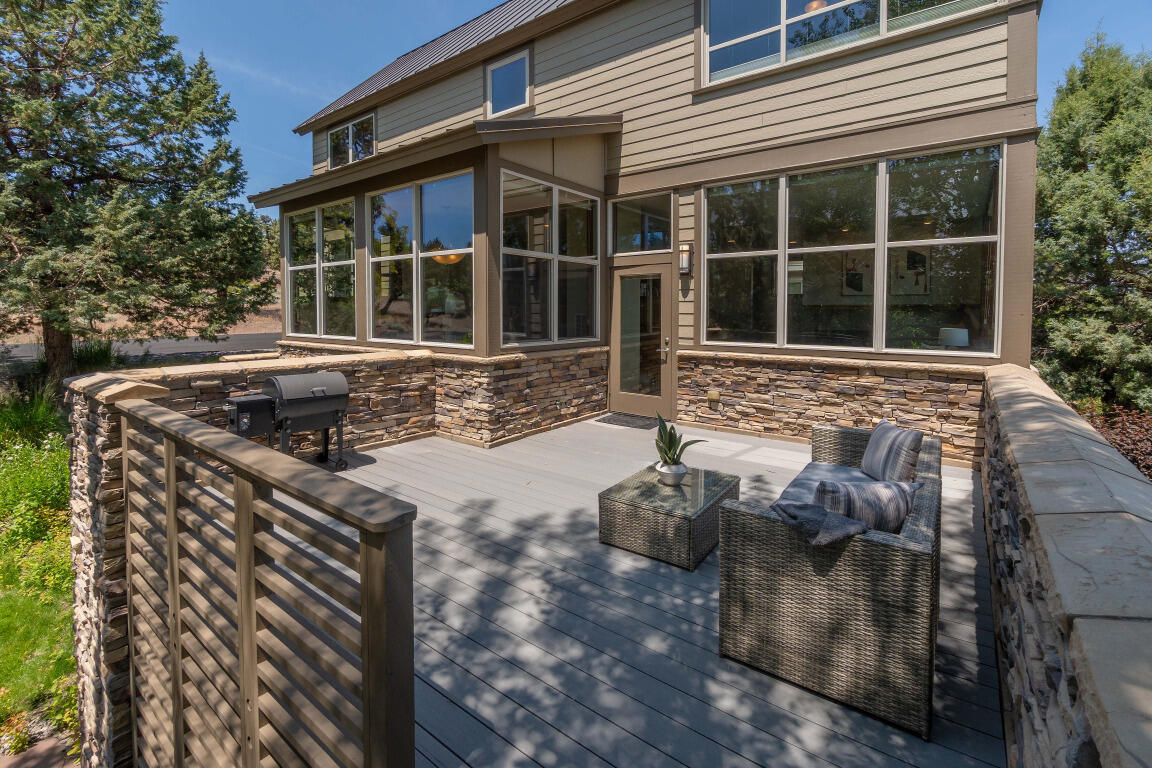 266 Willamette Park Lane