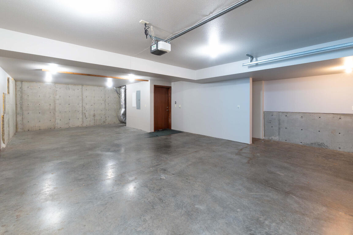 Ridge At Eagle Crest - Residential