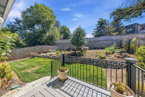 Tiny photo for 211 Christopher Way, Talent, OR 97540 (MLS # 220226619)