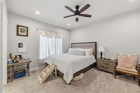 Tiny photo for 211 Christopher Way, Talent, OR 97540 (MLS # 220226619)