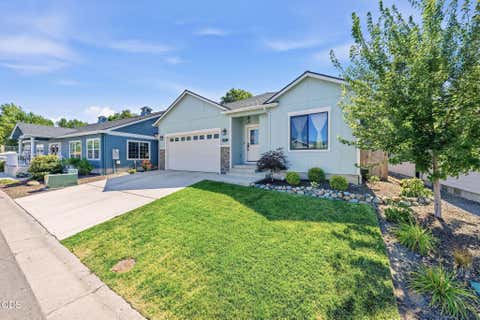 Tiny photo for 211 Christopher Way, Talent, OR 97540 (MLS # 220226619)