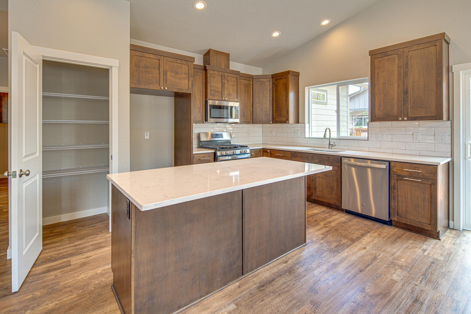 Stoneridge Terrace - Residential