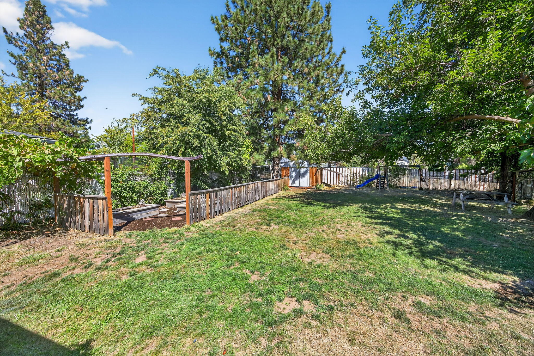 Vista Bonita - Residential