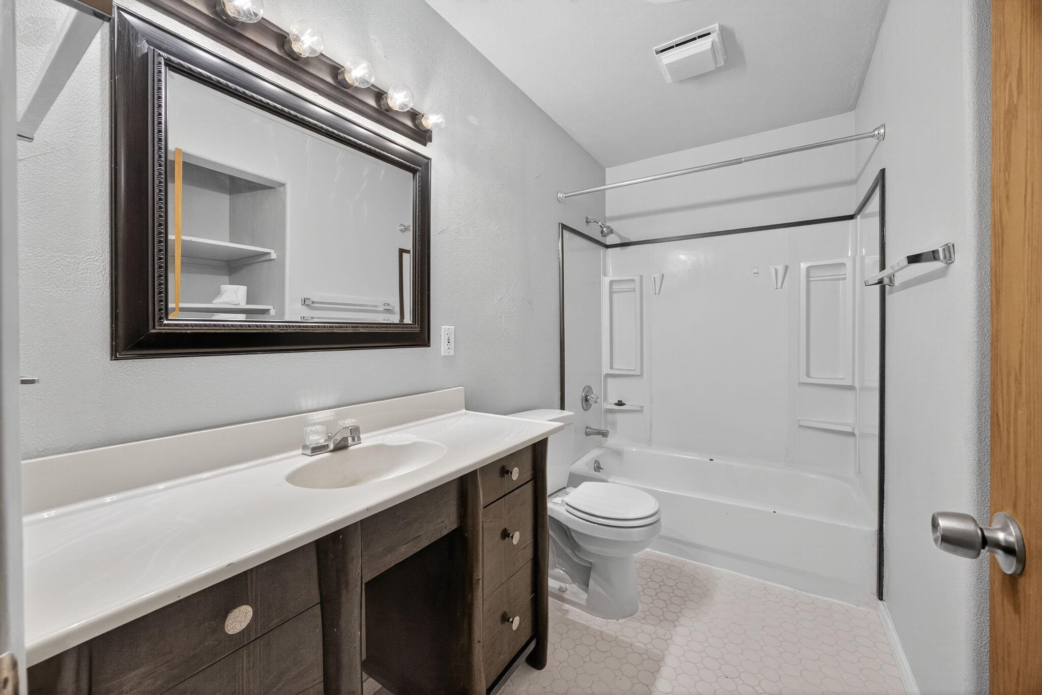 Vista Bonita - Residential