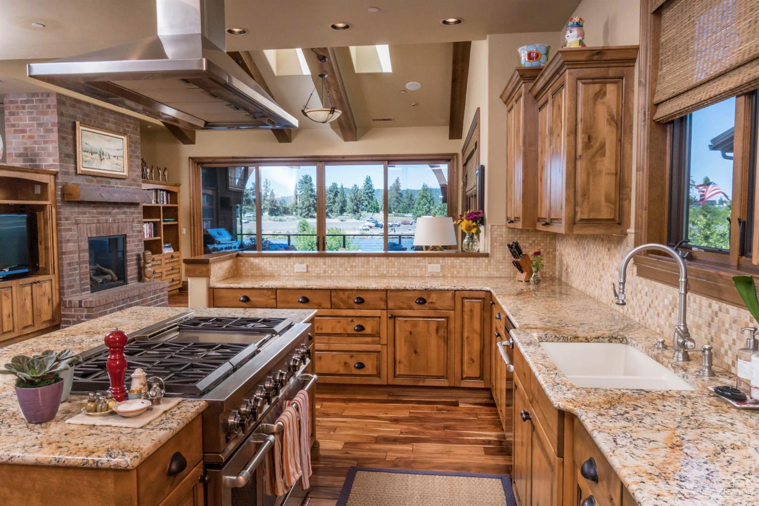 Deschutes Landing - Residential