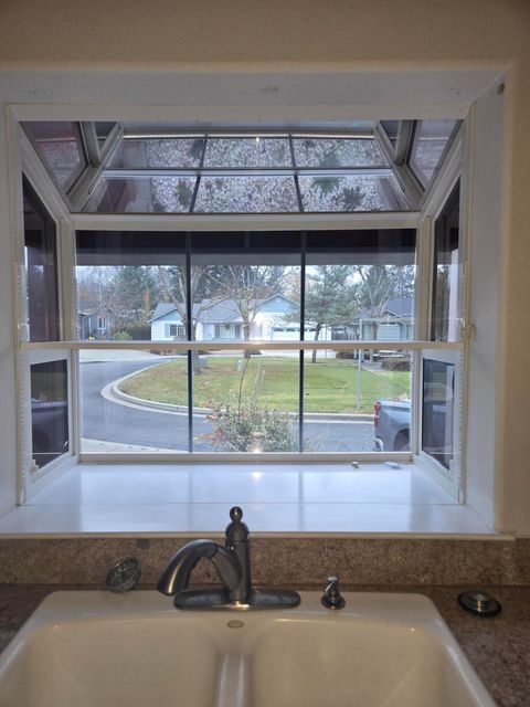 Tiny photo for 1785 SE Brookhurst Way, Grants Pass, OR 97527 (MLS # 220215841)