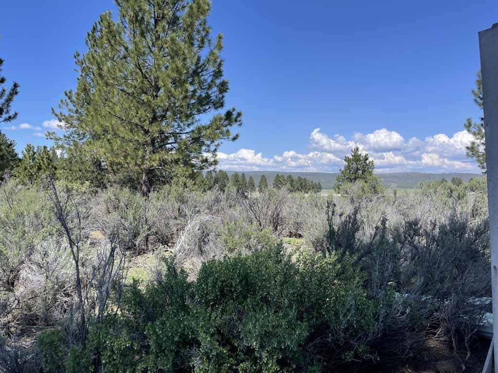 Klamath Country - Land