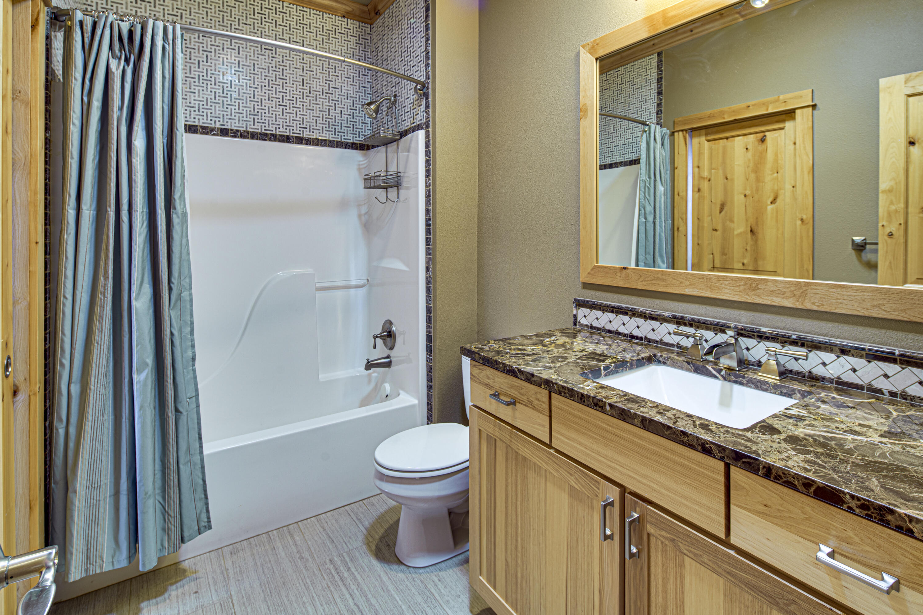 The Bluffs River Ben - Residential