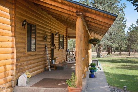 Tiny photo for 17521 Forked Horn DR, Sisters, OR 97759 (MLS # 220224230)