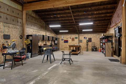 Tiny photo for 17521 Forked Horn DR, Sisters, OR 97759 (MLS # 220224230)
