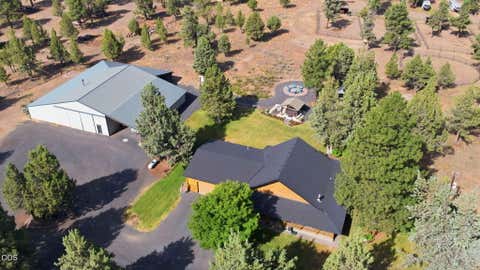Tiny photo for 17521 Forked Horn DR, Sisters, OR 97759 (MLS # 220224230)