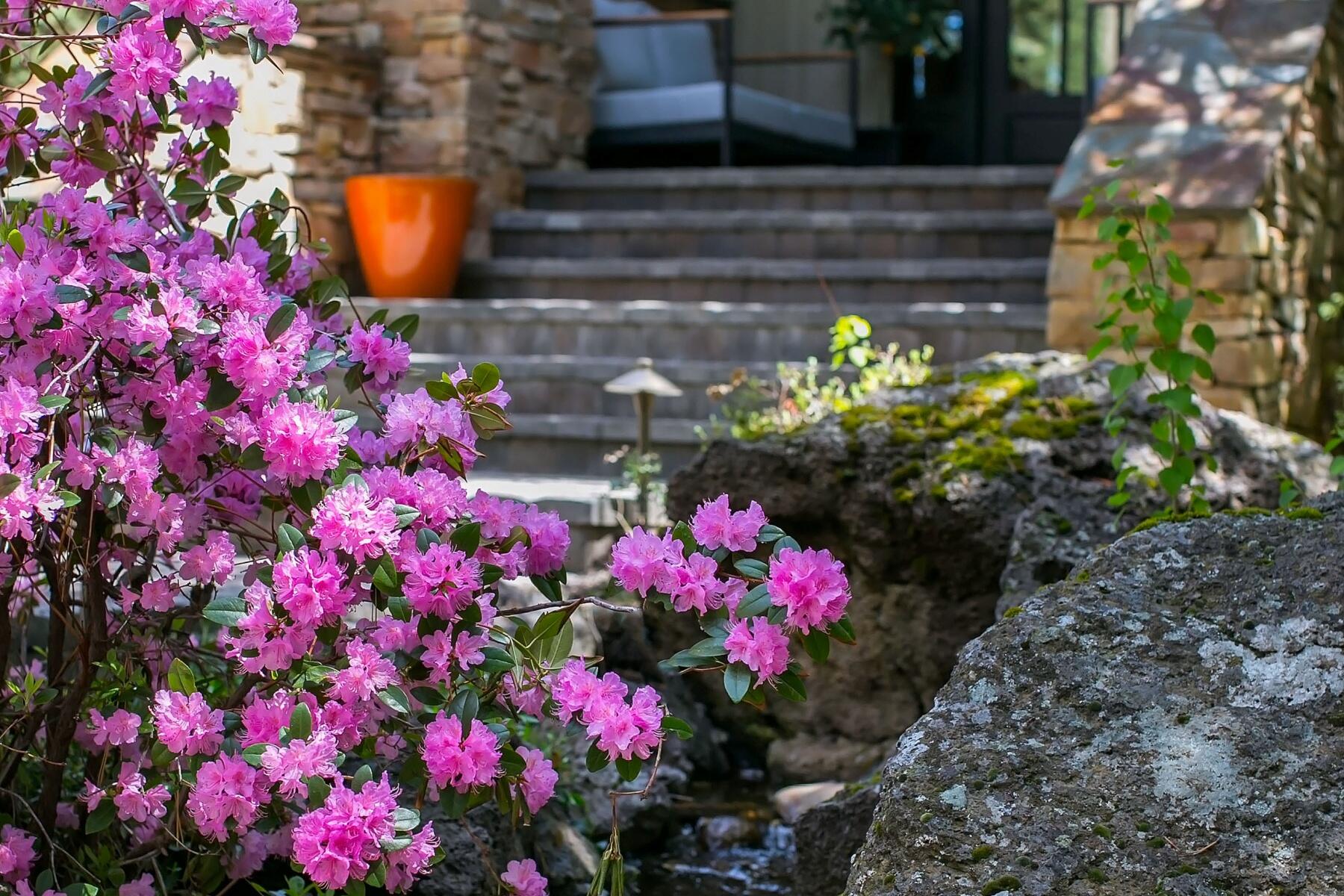 Broken Top - Residential