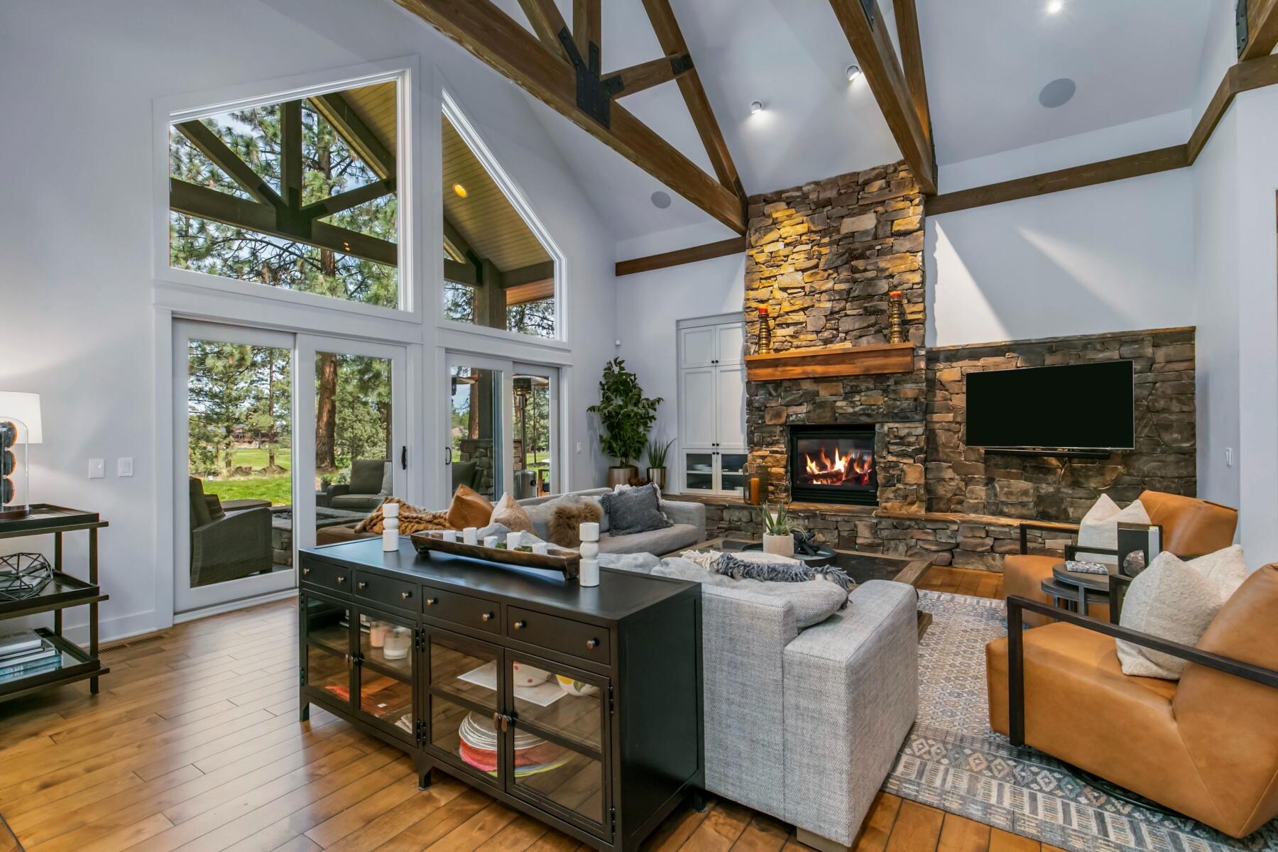 Broken Top - Residential