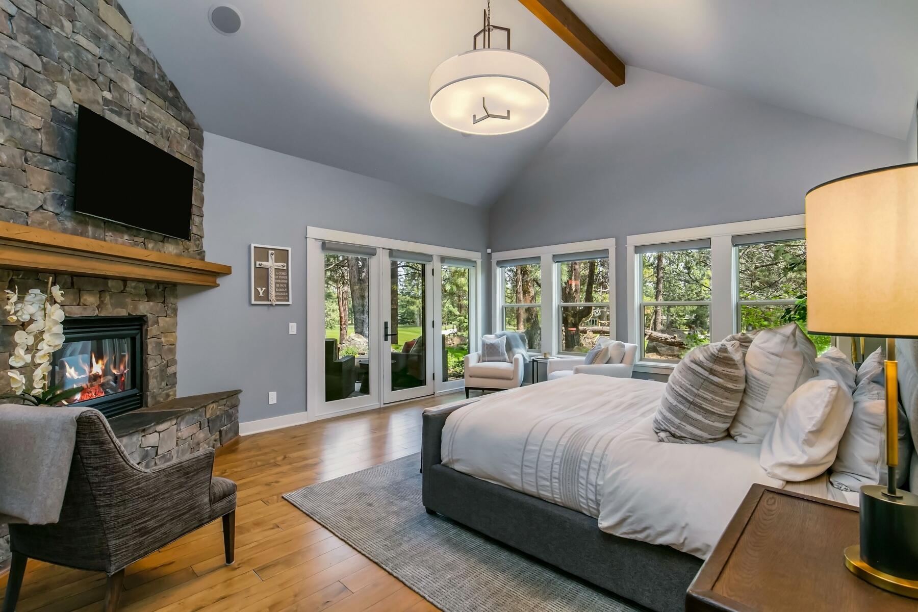 Broken Top - Residential