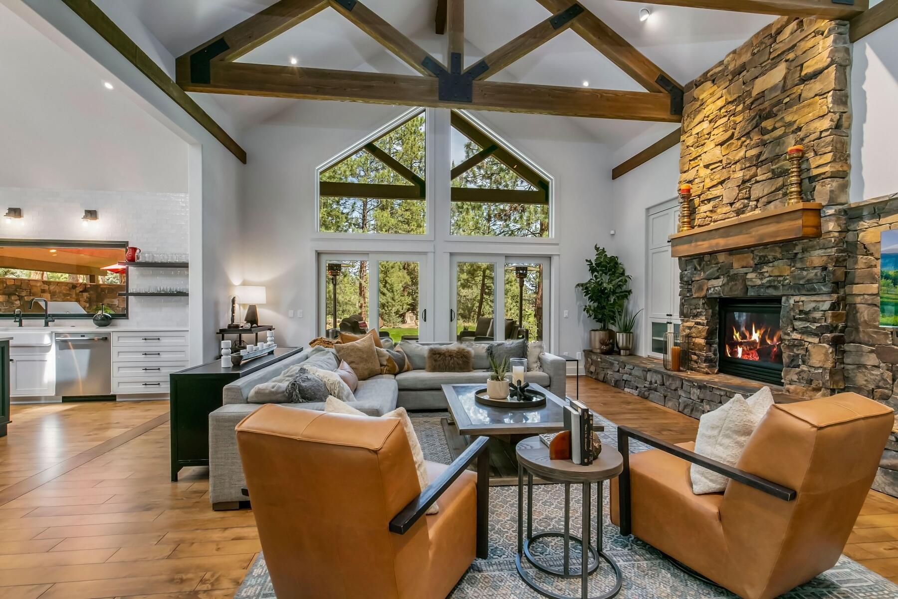 Broken Top - Residential