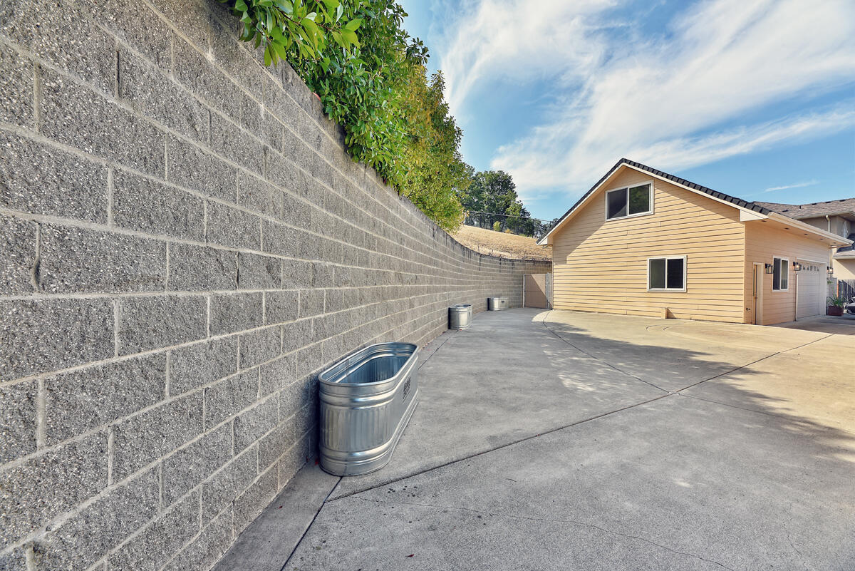 Crystal Heights Phase III - Residential