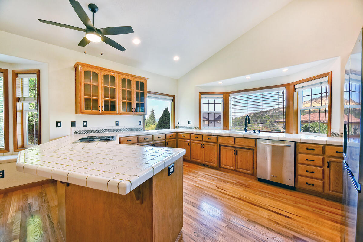 Crystal Heights Phase III - Residential