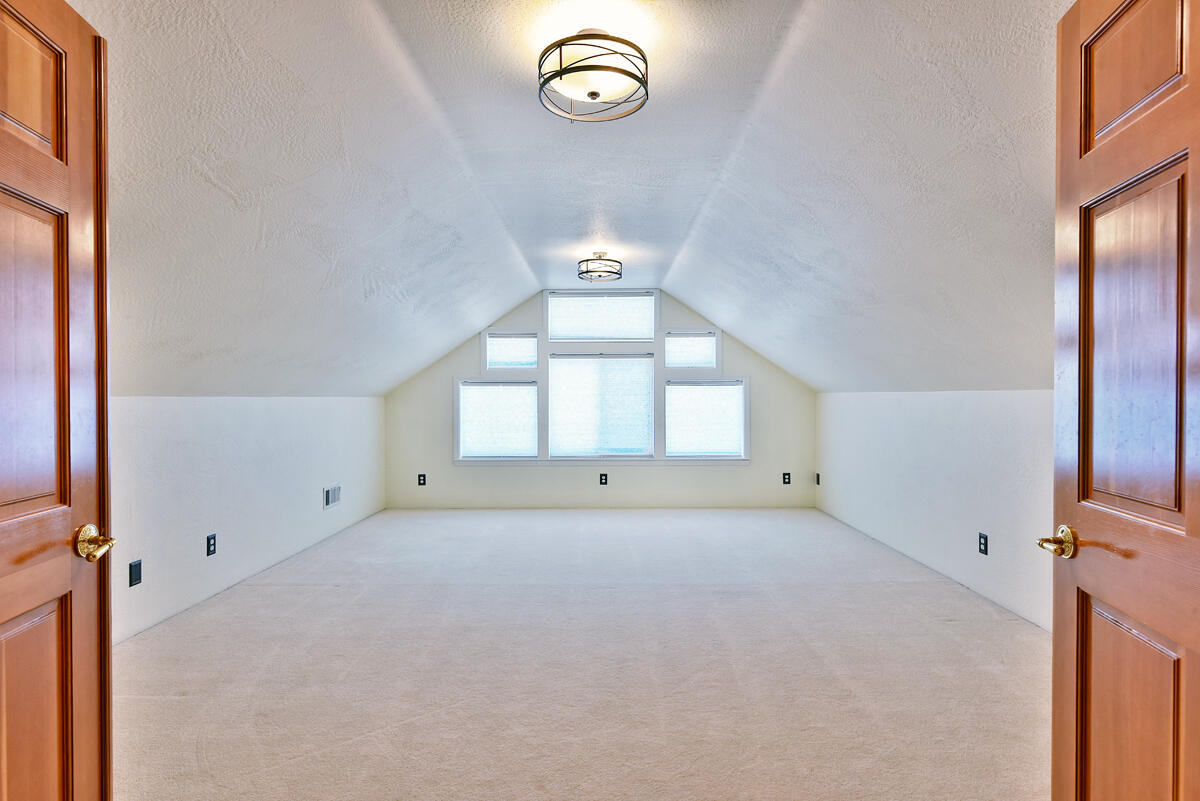 Crystal Heights Phase III - Residential