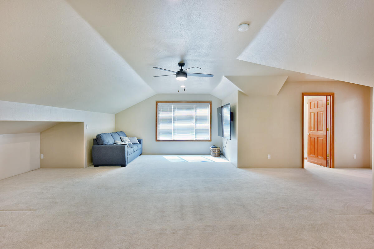 Crystal Heights Phase III - Residential