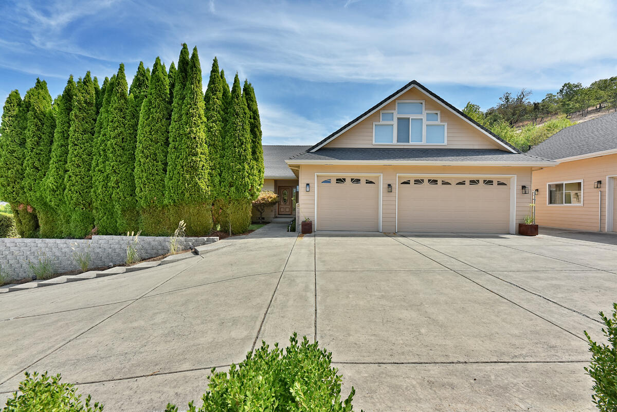 Crystal Heights Phase III - Residential